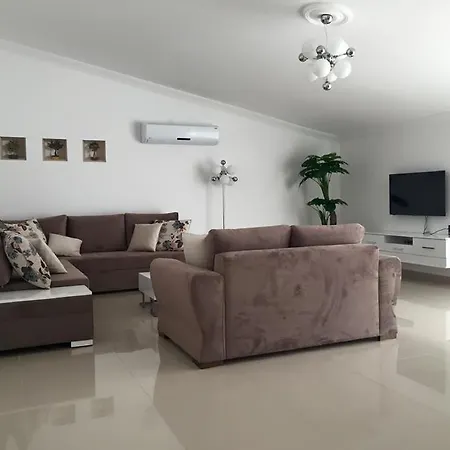 Tropicana Appartement Akbük
